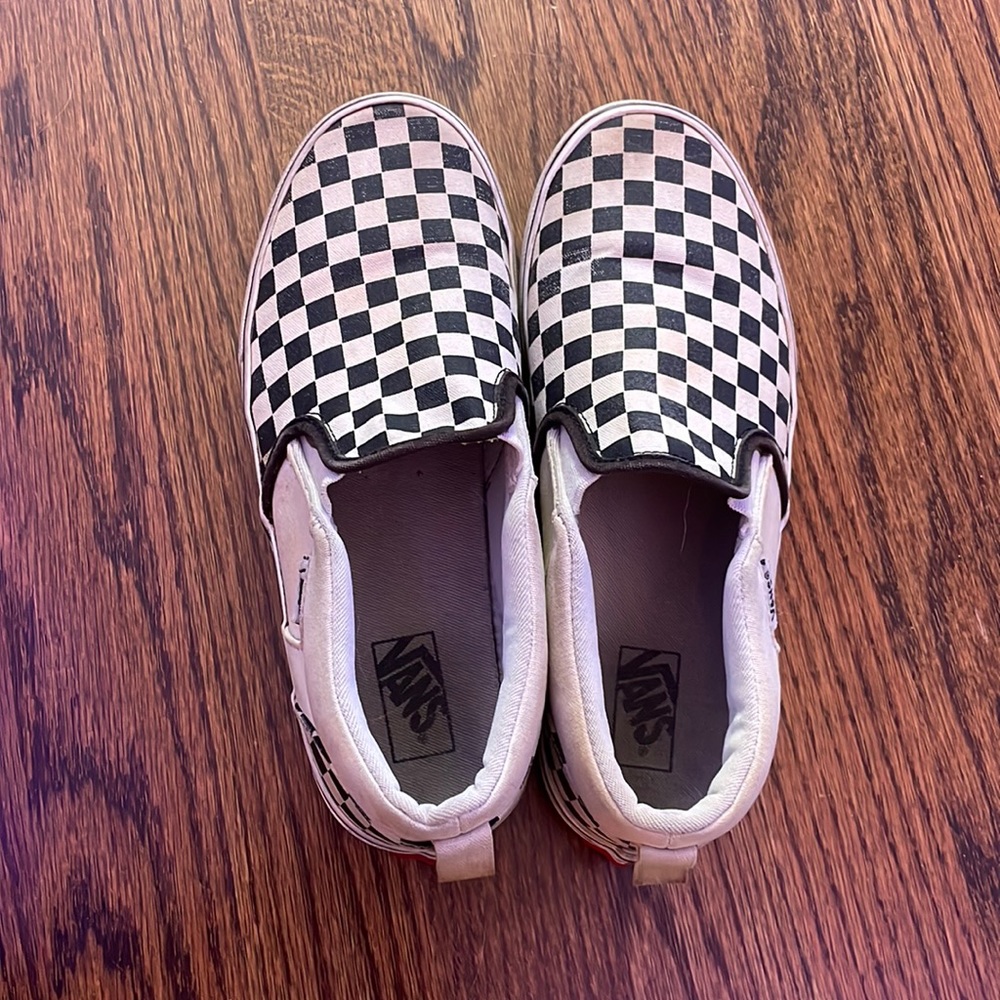 checkered vans size 5!!